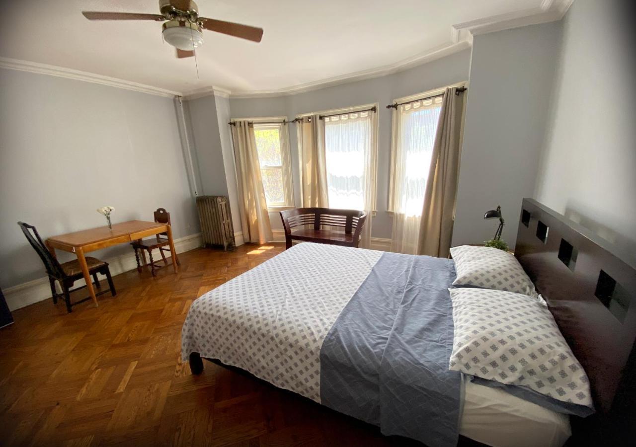 Spacious Bedroom In A Brooklyn House Shared With Host Nueva York Exterior foto