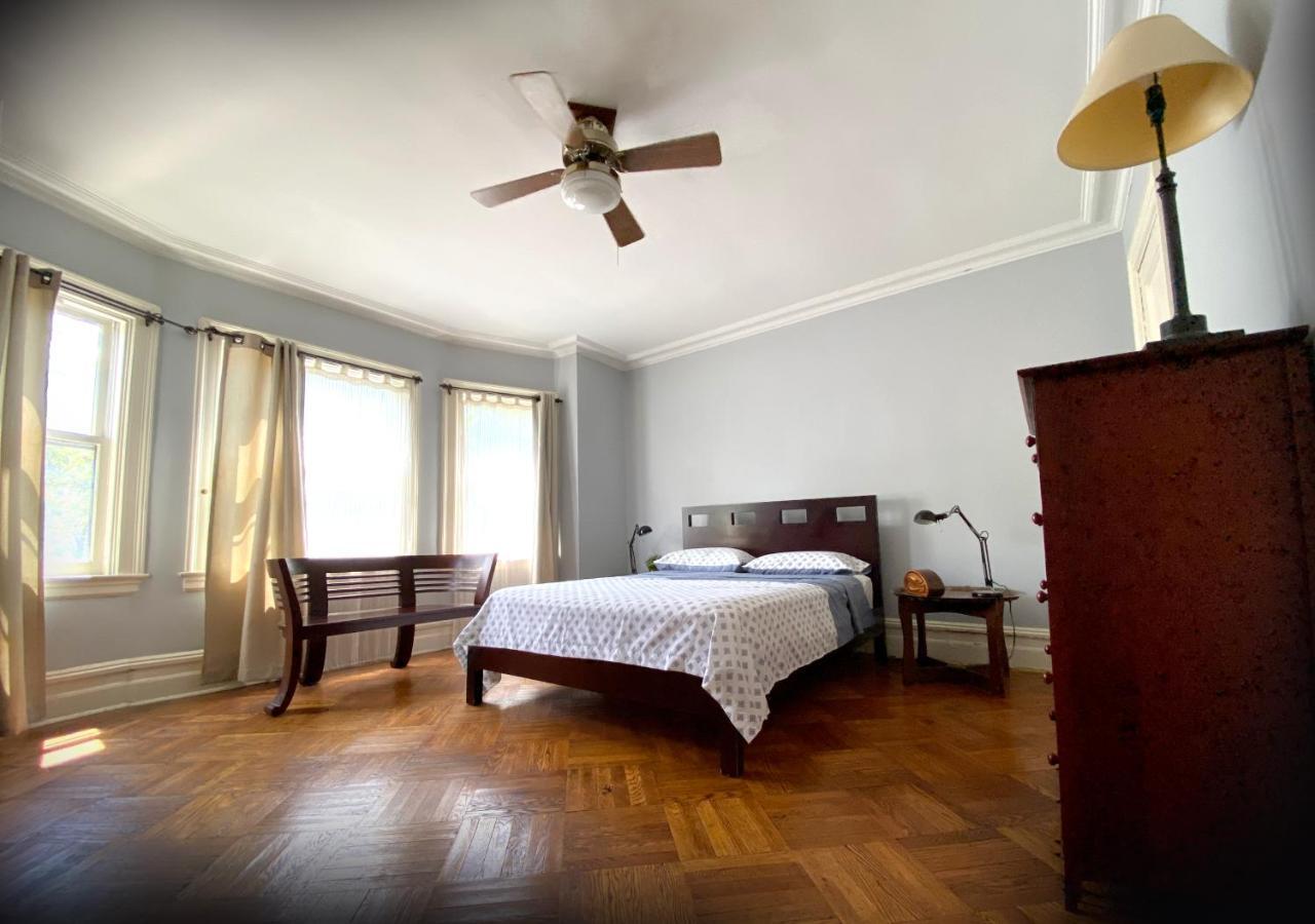 Spacious Bedroom In A Brooklyn House Shared With Host Nueva York Exterior foto